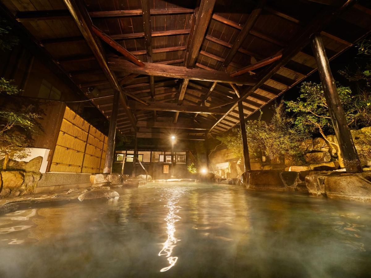 Отель Ooedo Onsen Monogatari Terunoyu Maniwa Экстерьер фото